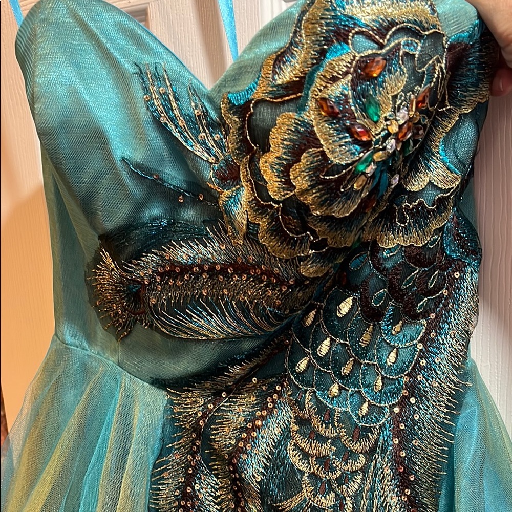 Nina Canacci Teal Blue Sweetheart Prom Gown - Picture 2 of 8